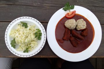 88-mittagessen-hirzer-huette-gasthaus-tallner-alm